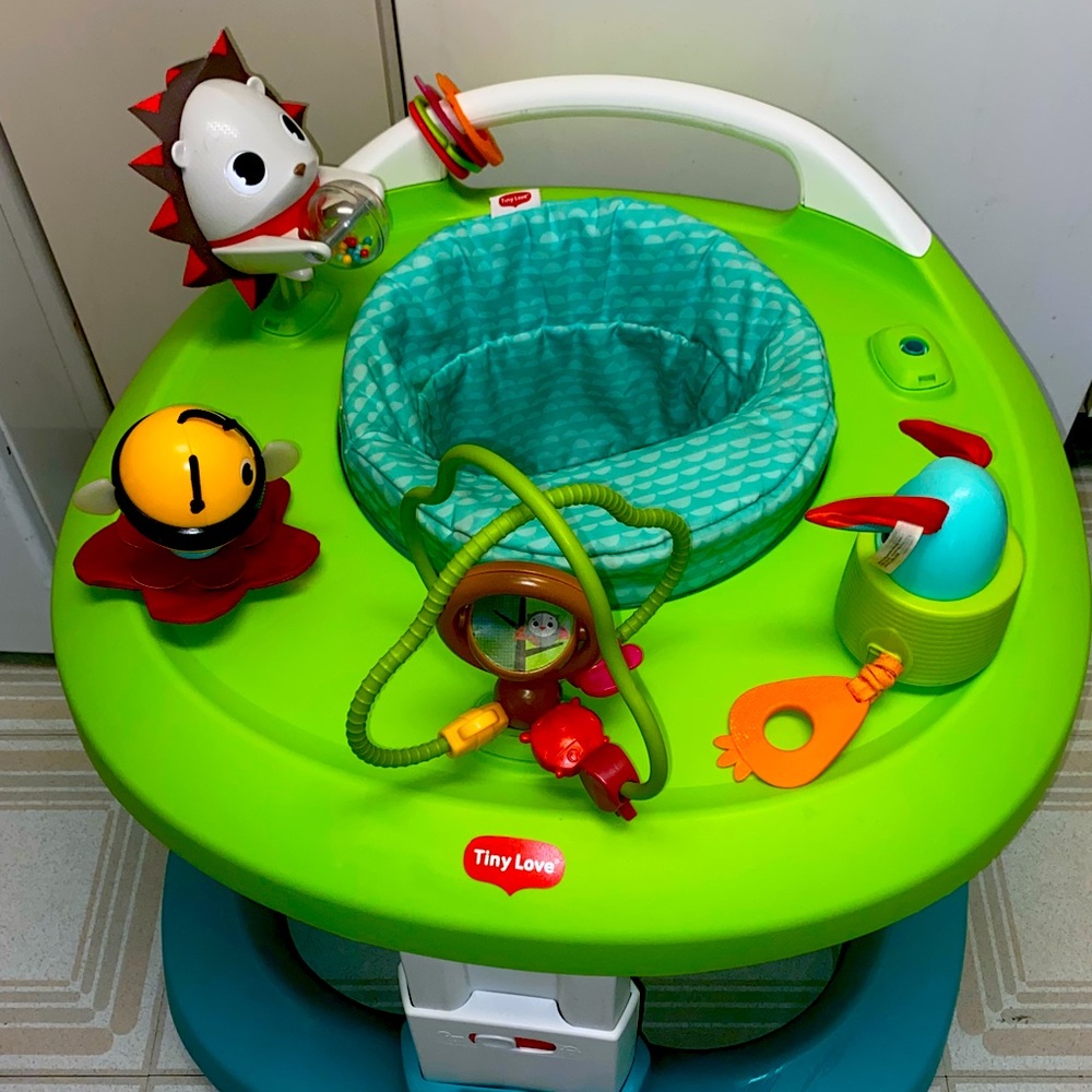 Color Playful Pond
Size 34.6x34.6x18.9 Inch (Pack of 1)
Item Weight 6.8 Pounds